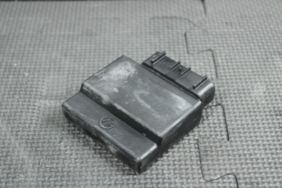 Yamaha YZ125 2002 OEM ECU UNIDAD DE CONTROLADOR DE COMPUTADORA ECM CDI 5NY-85540-00-00 Foto 3 de 4