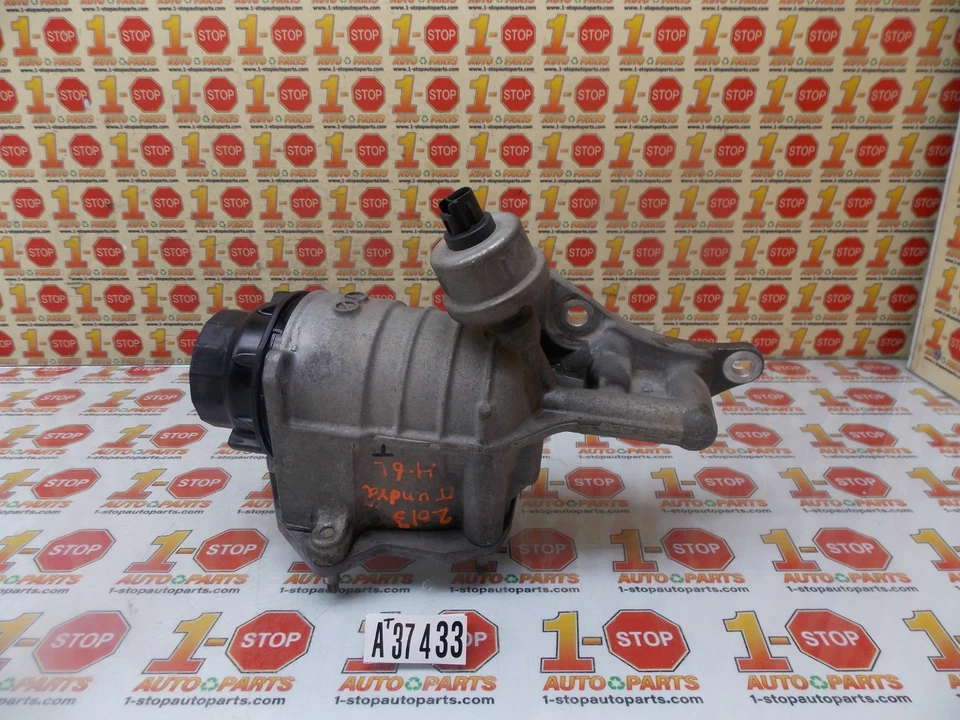 Carcasa filtro aceite Toyota Tundra 2008-2021 15670-38011 OEM Foto 4 de 4