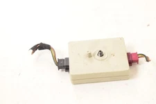 BMW 3 E90 320i 2007 RHD Antenna Booster Suppression Filter 9110621 10615213