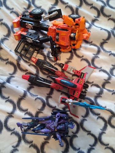 Lot De Figurines Transformers Hasbro - Différentes époques, Voir Photos