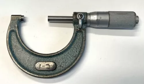Mitutoyo 103-136 Outside Micrometer 1-2" Range, .0001" Graduation
