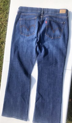 Levi s 525 Perfect Waist Boot Cut Size 16M (34W x 28L) Denim Women's Blue Jeans