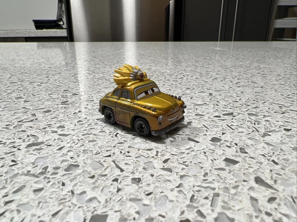 Coches Disney Pixar - Mini corredores - Jefeta - En la carretera - ¡Nuevo! Foto 3 de 4