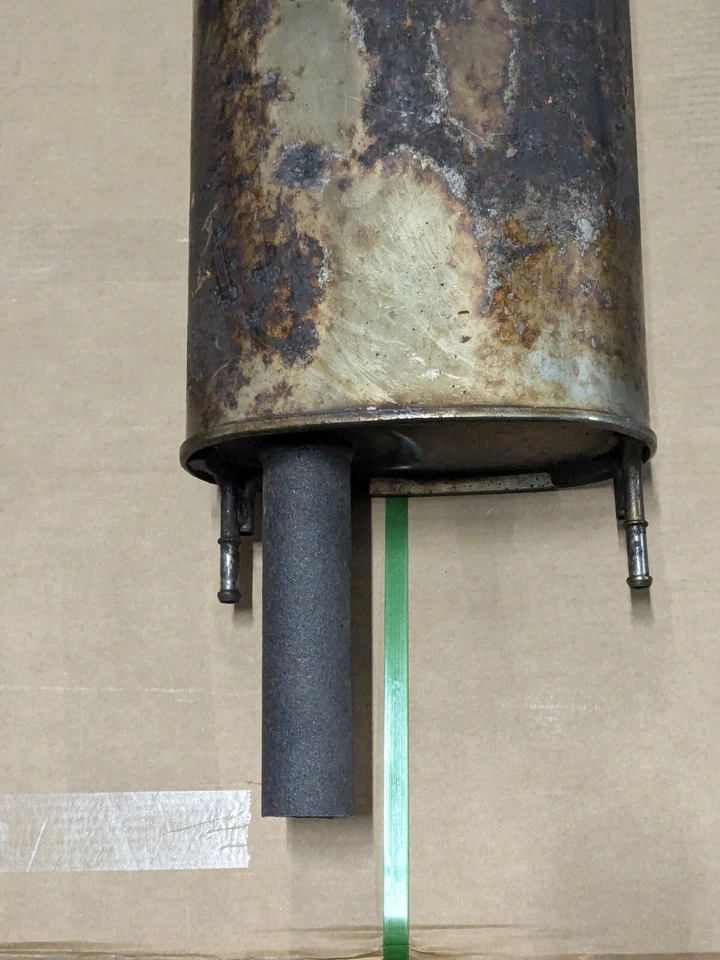 Silenciador de escape central Lexus RX350 2007-2009 OEM 174200P070 Foto 2 de 4