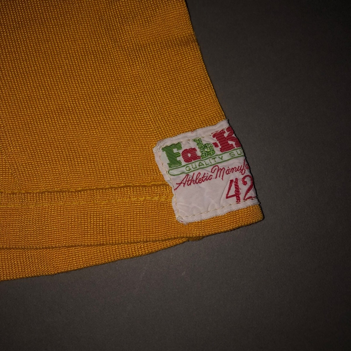 Vintage 1950s FAB KNIT JERSEY T SHIRT The Airliner FAB-KNIT