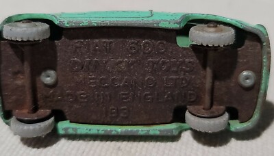 DINKY TOYS FIAT 600 #183 GREAT PATINA MECCANO ENGLAND