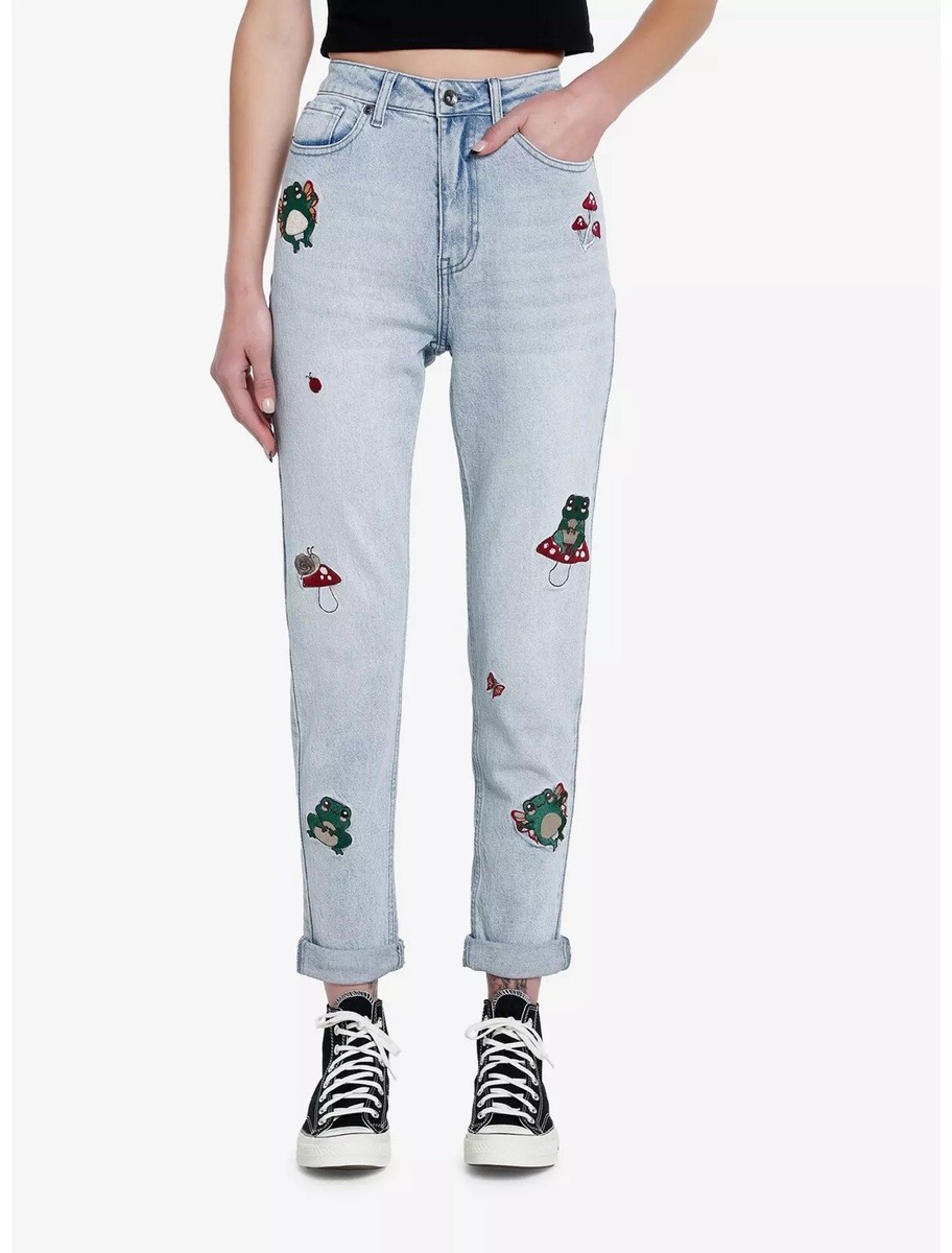 NWTs Hot Topic Frog & Mushroom Embroidered Mom Jeans - High