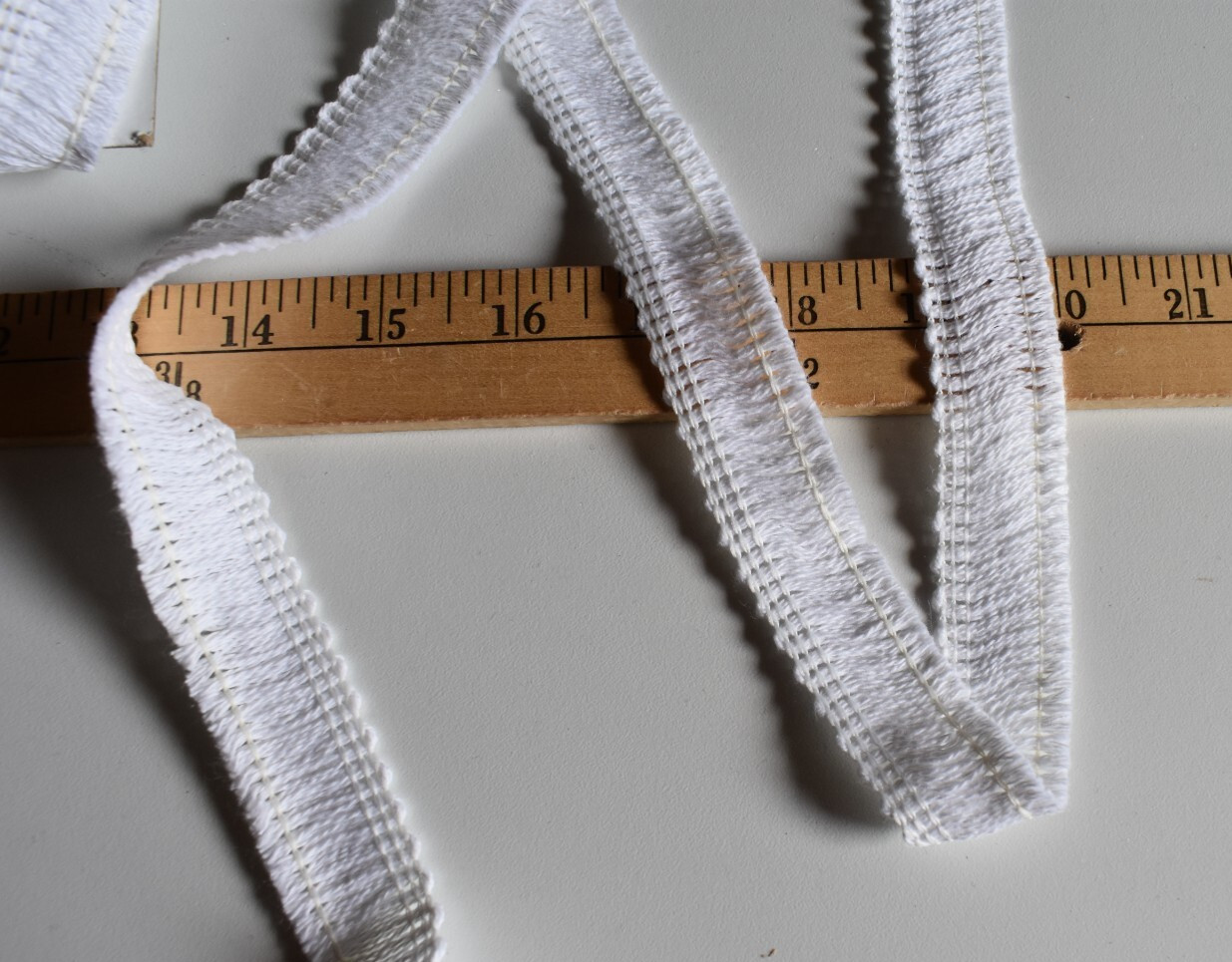 WHITE SOLID  COTTON FRINGE TRIM    1  INCH WIDE X   5 YARDS