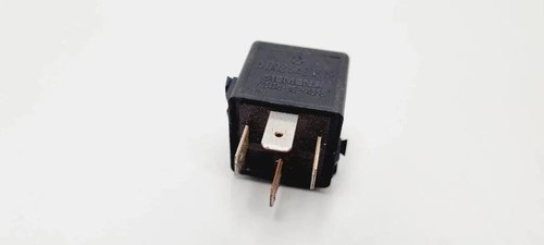 MERCEDES-BENZ C W203 Relais A0025421319 2.20 Diesel 105kw 2003 31115297