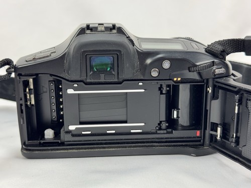 Minolta Maxxum 9xi Film Camera Body w/ AF Zoom Lens 28-85mm f/3.5-4.5 - Picture 10 of 24