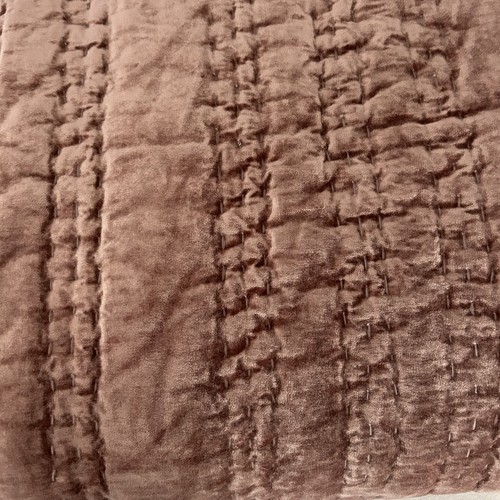 Anthropologie King Quilt Lustered Velvet Alistair Peach Copper 96X104 - Picture 3 of 13
