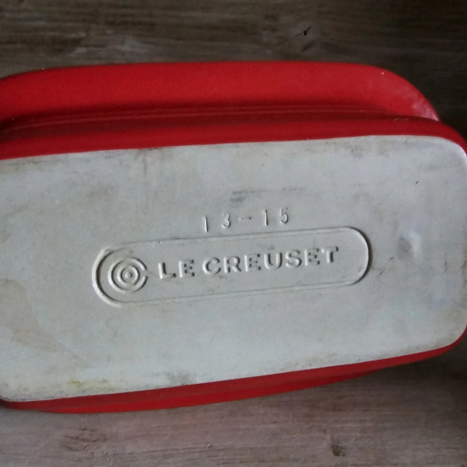 Le Cruset Stoneware Rectangular Red Pie Dish 13-15