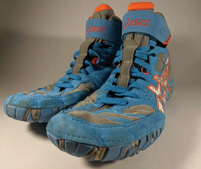 asics aggressor 2 asics aggressor 2