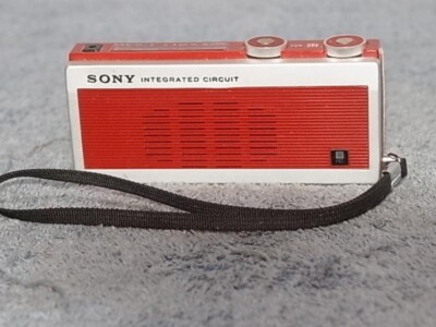 SONY ICR-200 World's first ultra-compact IC radio