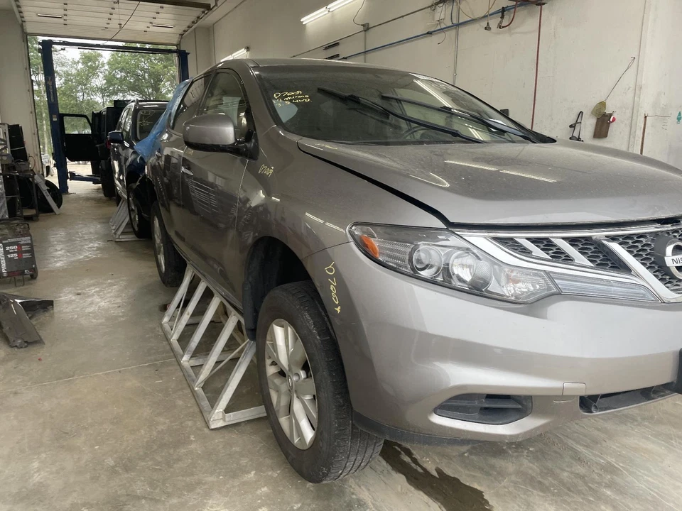 Conjunto de bomba y motor ABS usado se adapta a: montaje Nissan Murano 2012 4 puertas AWD grado Foto 4 de 4