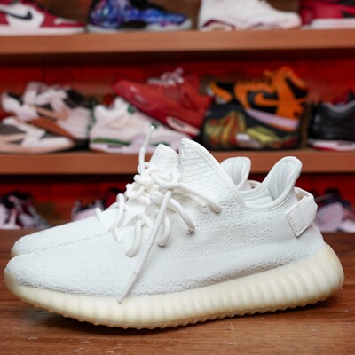 Size 8.5 - adidas Yeezy Boost 350 V2 Low Cream White / Triple White