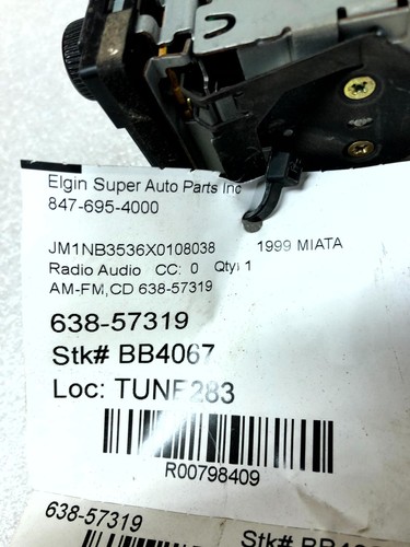 Genuine OEM Mazda Black AM FM Radio CD Player Unit Fits 1999 Mazda MX-5 - Bild 3 von 4