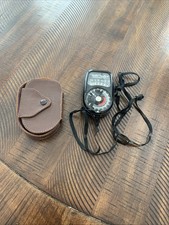 VTG WESTON MASTER II UNIVERSAL EXPOSURE LIGHT METER MODEL 735  W/ LEATHER CASE
