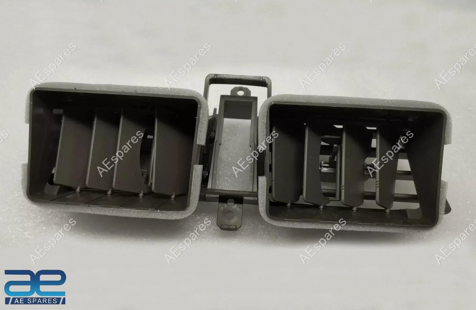 Louver, Center Air Vent Brown For Suzuki Ertiga 2012-2018 73610M74L00-R8R view 2