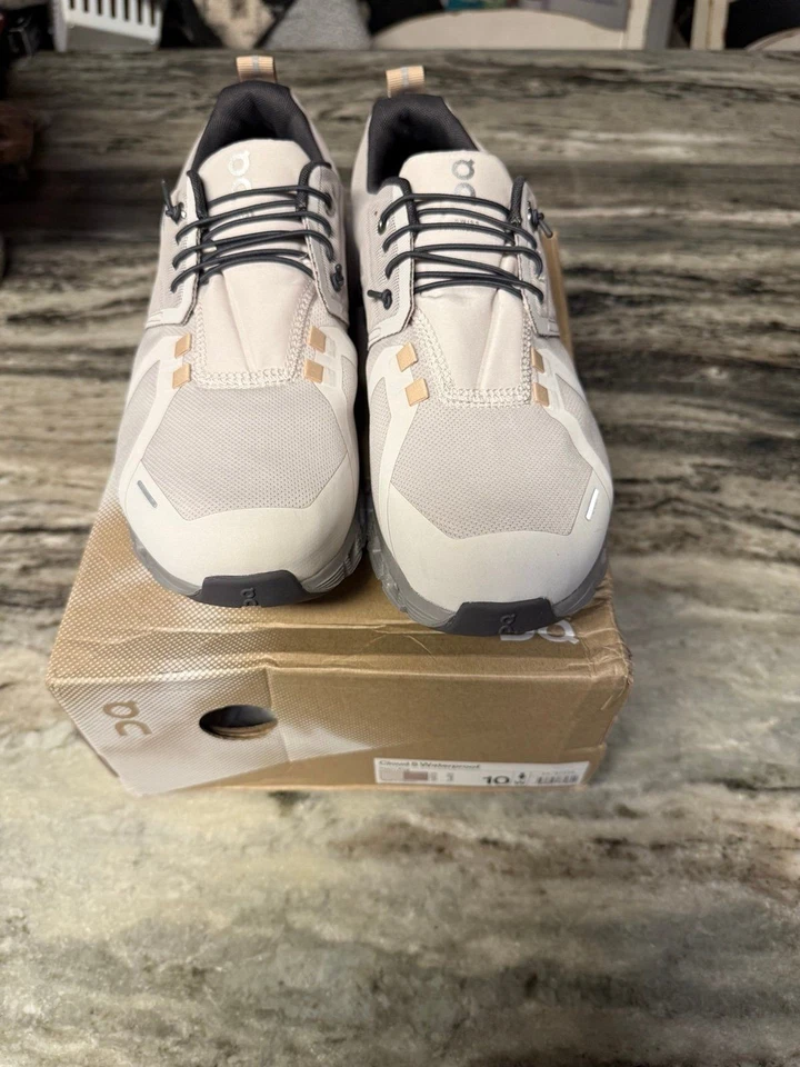 On Cloud Cloud 5 Impermeable Talla 10 NUEVO Foto 2 de 4