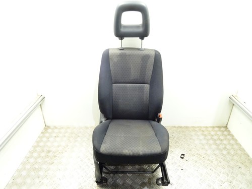 STOEL RECHTS VOOR Suzuki Jimny Terreinwagen 1.5 DDiS 4x4 (K9K) 8538082A00K8R - Afbeelding 1 van 6