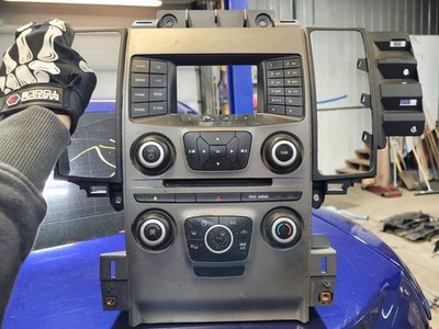 Audio Equipment Radio Control Panel 6 Speaker System Fits 14-19 TAURUS 1910867