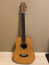 Taylor mini acoustic guitar list price 110,000 yen