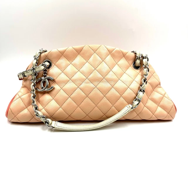 Chanel Pre-Owned Lambskin Quilted Medium Just Mademoiselle Shoulder Bag Auth