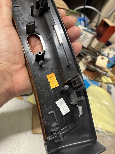 1995-2002 Grand Marquis Rear Defrost Switch Bezel NOS NEW ORIGINAL - Picture 2 of 3
