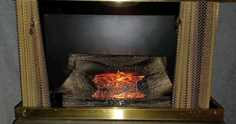 1960s MCM Wall Hanging FIREPLACE Electric Logs,Heater Blower Complete SANTA OTW - Image 3 of 4