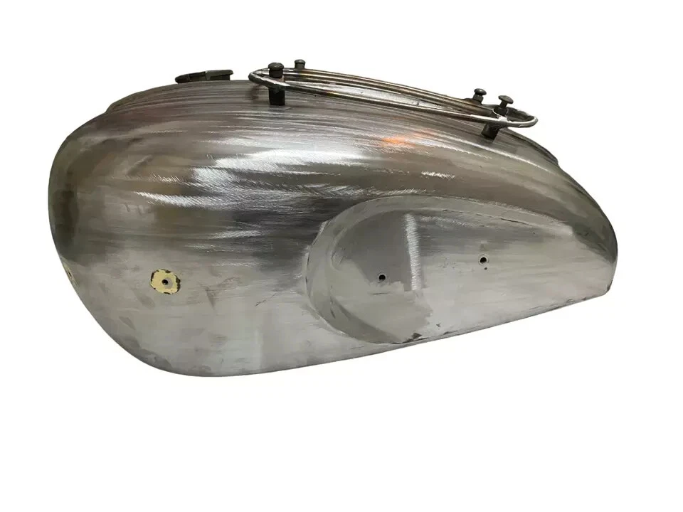 TRIUMPH TWIN 6T THUNDERBIRD TANQUE GASOLINA COMBUSTIBLE ACERO CRUDO | Apto para Foto 3 de 4