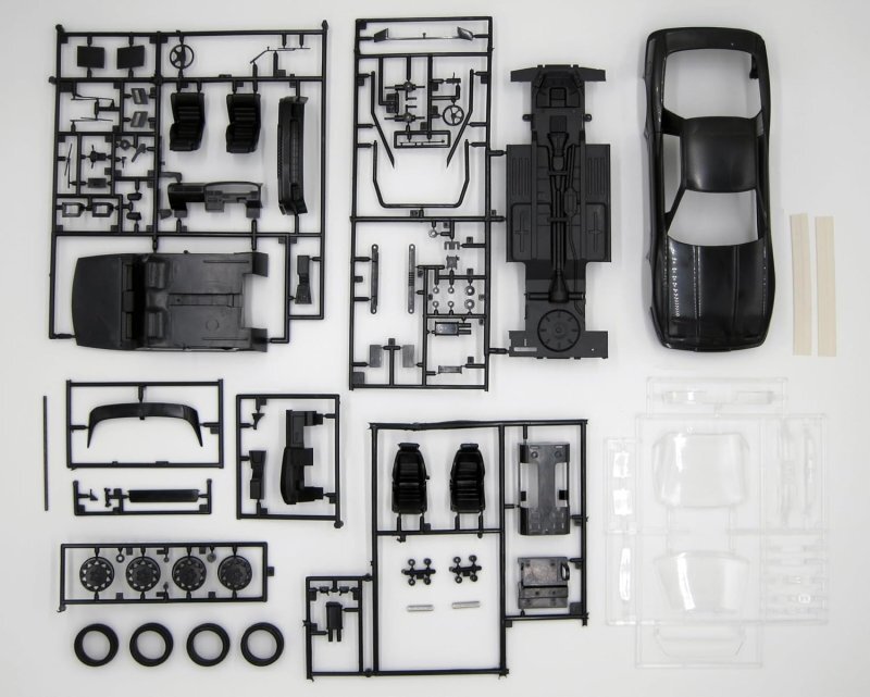 Fujimi HC-6 1/24 High Society Car Model Kit Toyota Supra 3.0GT
