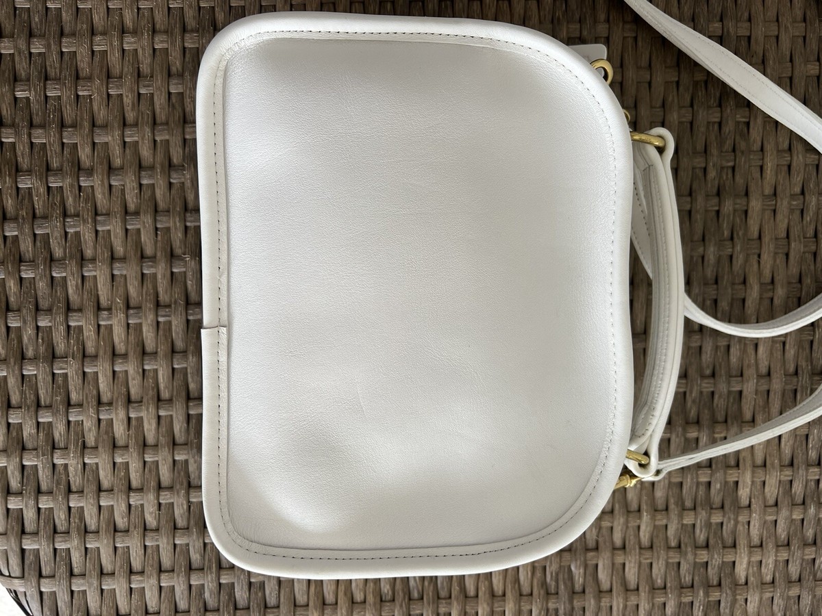 Vintage Coach bag ショルダーバッグ 7031 WHITE Vintage Coach bag ショルダーバッグ 7031 WHITE - メルカリ