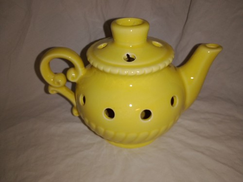 Vintage Flower Frog Ceramic Teapot - Picture 5 of 7