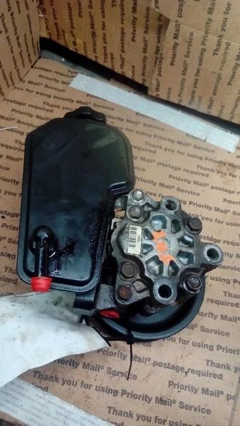 Bomba de direção hidráulica DODGE NITRO 2007-2011 3,7L fabricante de equipamento original - Imagem 2 de 2