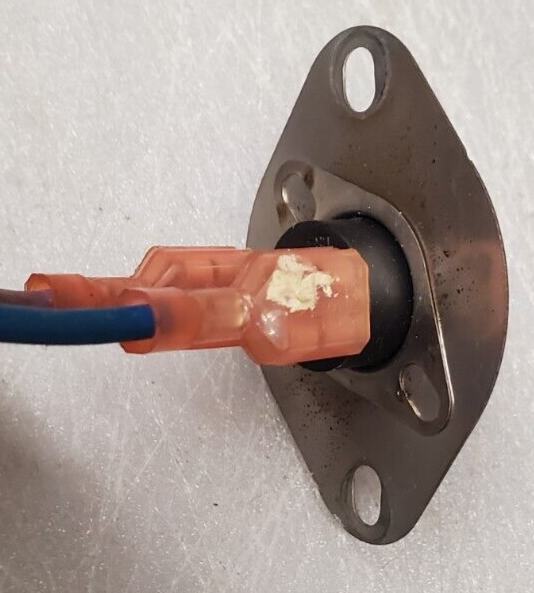 Goodman Amana Furnace Limit Switch L15040F 20162904 CS75A 150F 8021