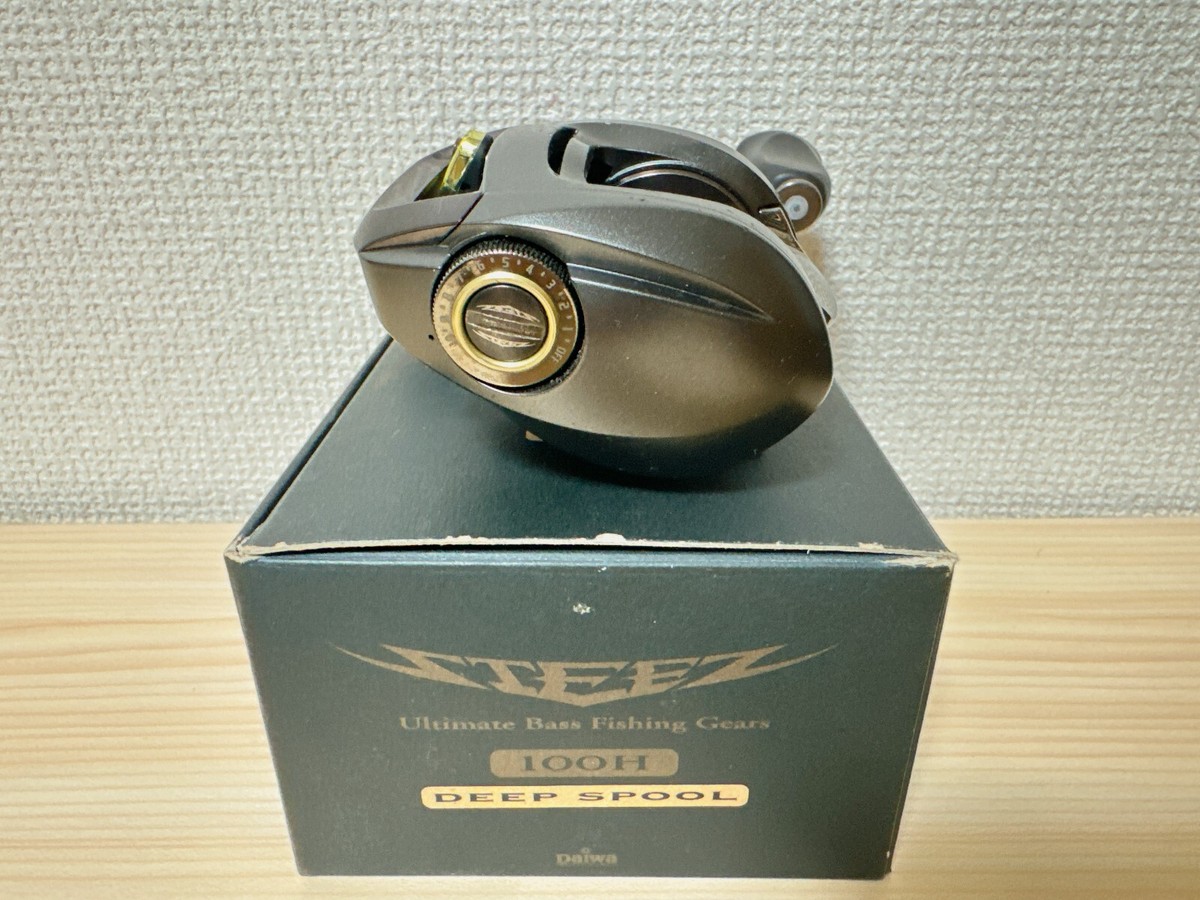 Daiwa Baitcasting Reel 09 STEEZ 100SH Right Gear Ratio 7.1:1