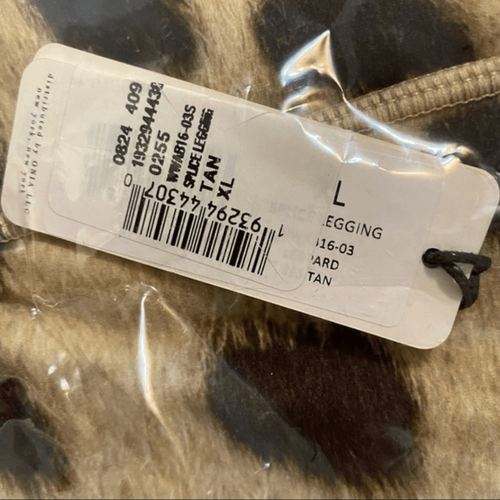 WEWOREWHAT Animal-Print Bike Shorts in Tan XL - Picture 4 of 7