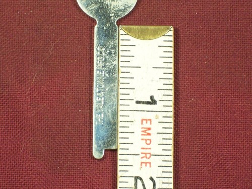 Yale Flat Steel Key Desk Cabinet Antique / Vintage Half Mortise Lock Hardware  - Picture 3 of 5