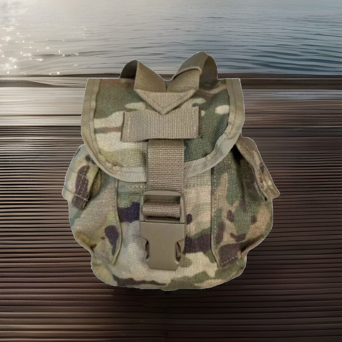 Borsa Portabottiglia US Army ACU MOLLE UCP – Tasca Da Campo Da 1 Quarto (usata, Made In USA)