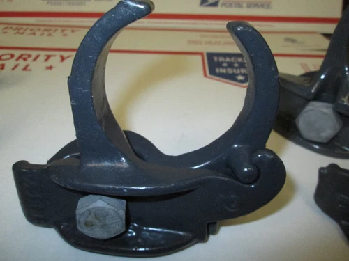 PBEDGE-3/4 Robroy Plastibond 3/4" Edge Beam conduit clamp. FREE SHIP