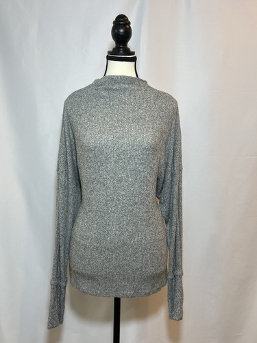 Caslon Gray Ribbed Knit Long-Sleeve Top - Size M - Picture 1 of 2