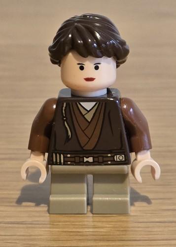 Lego Star Wars Mujer Padawan YodaCrónicas HolocronNuevaYork FAIR COMICON - Imagen 1 de 11