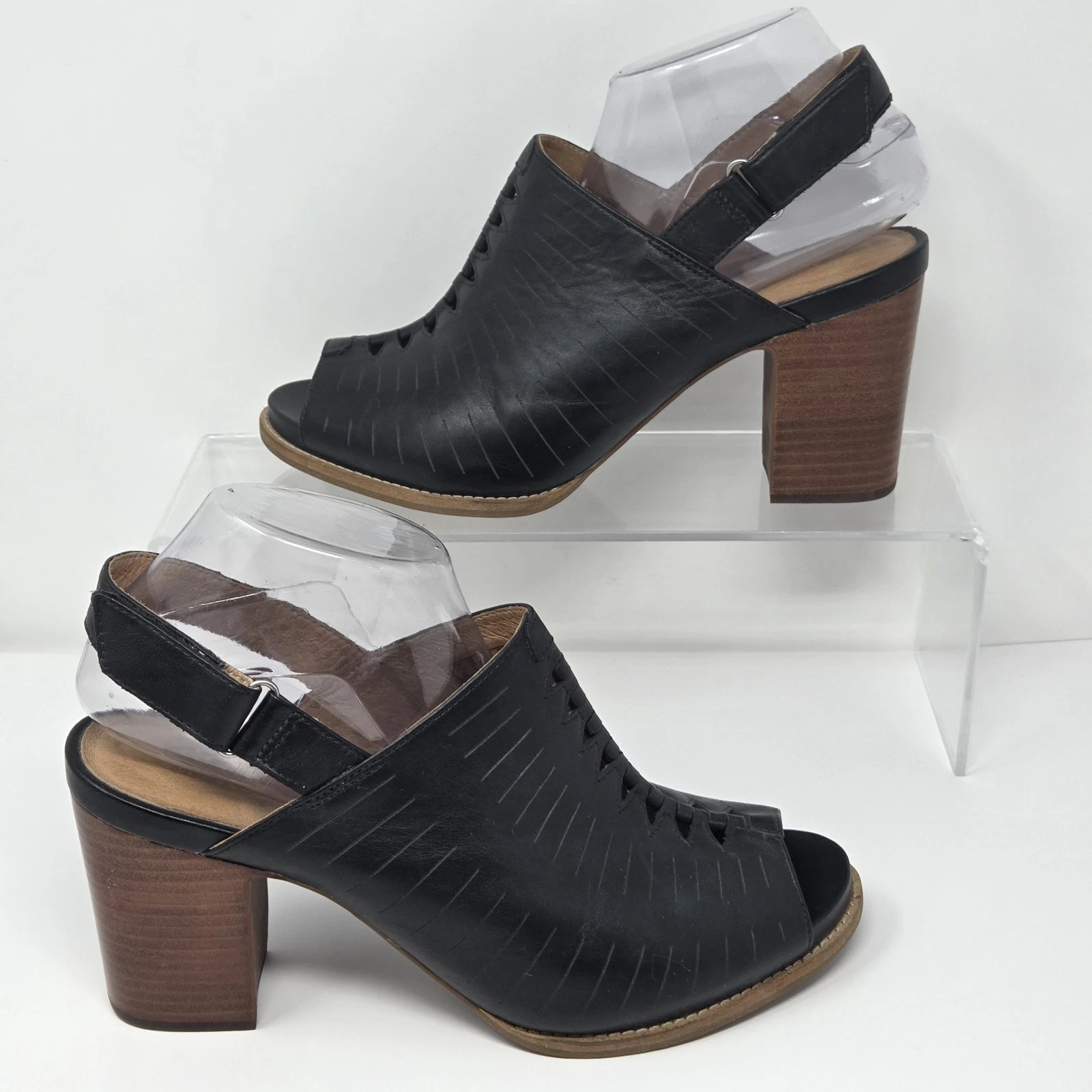Sandali Clarks Artisan's Briatta Key donna cinturino regolabile punta aperta nero 10