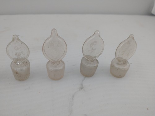 Vintage Glass Bottle Stoppers Flame Top Various Sizes - Picture 3 of 5