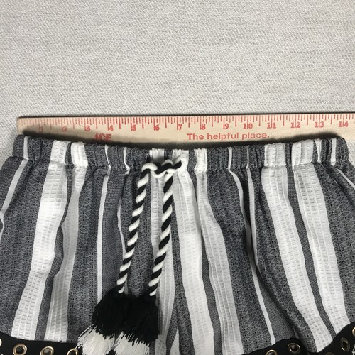 Misa Los Angeles Boho Tassel Tie L Shorts Grommets & Fringe Hem Unique Weave NEW - Picture 11 of 16