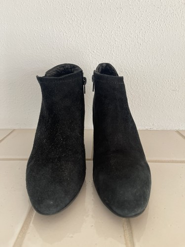 Tamaris Stiefelette in schwarzem Wildleder, Größe 40
