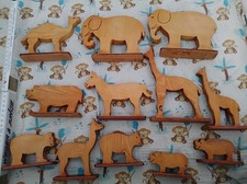Vintage 12 Ältere Holztiere Holzspielzeug Holzfiguren Holztiere Konvolut