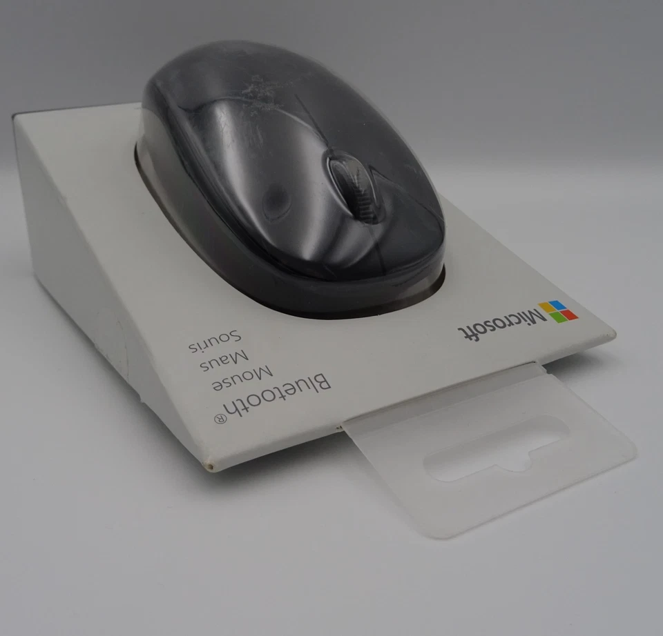 Microsoft RJN-00002 Mouse Ambidextrous Bluetooth New & Unused Freepost - Image 3 of 4