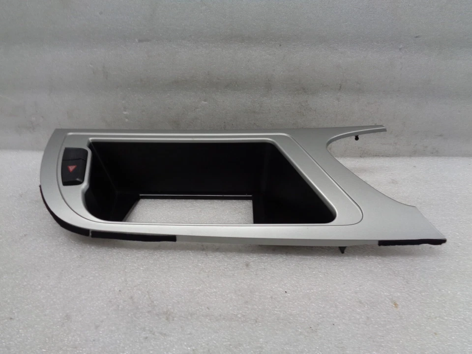 Audi A4 2009-2012 tablero central pantalla bisel plateado OEM AK2206103 Foto 4 de 4